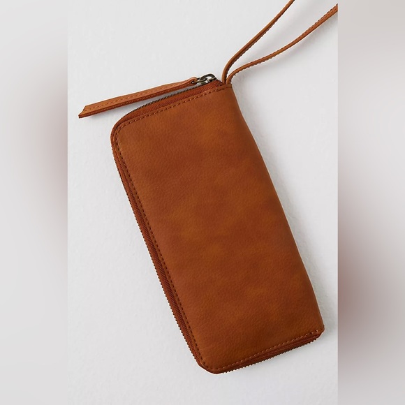 Free People - Distressed Vegan Leather Wallet (Brown) - Picture 5 of 9